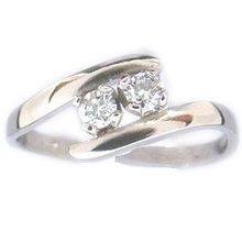 9ct white gold diamond ring