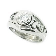White gold diamond ring