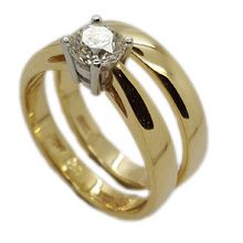 Superb 18ct yellow gold wedding set, with diamond 0, 54cts, set in platinum claw setting 