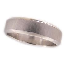Gents wedding band