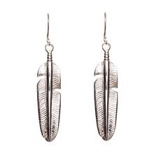 Feathers appear when angels are near. The feather is a reminder that angels are watching over you and guiding you through life.

The feather also serves to encourage us to keep faith and stay strong in difficult times and is a gentle reminder that everything will be okay.

Feathers also symbolise ascension and spiritual evolution to a higher plane.

Includes sterling silver chain.
